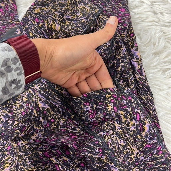 Lululemon Invigorate High-Rise Tight 25" Topography Multi - Picture 4 of 6
